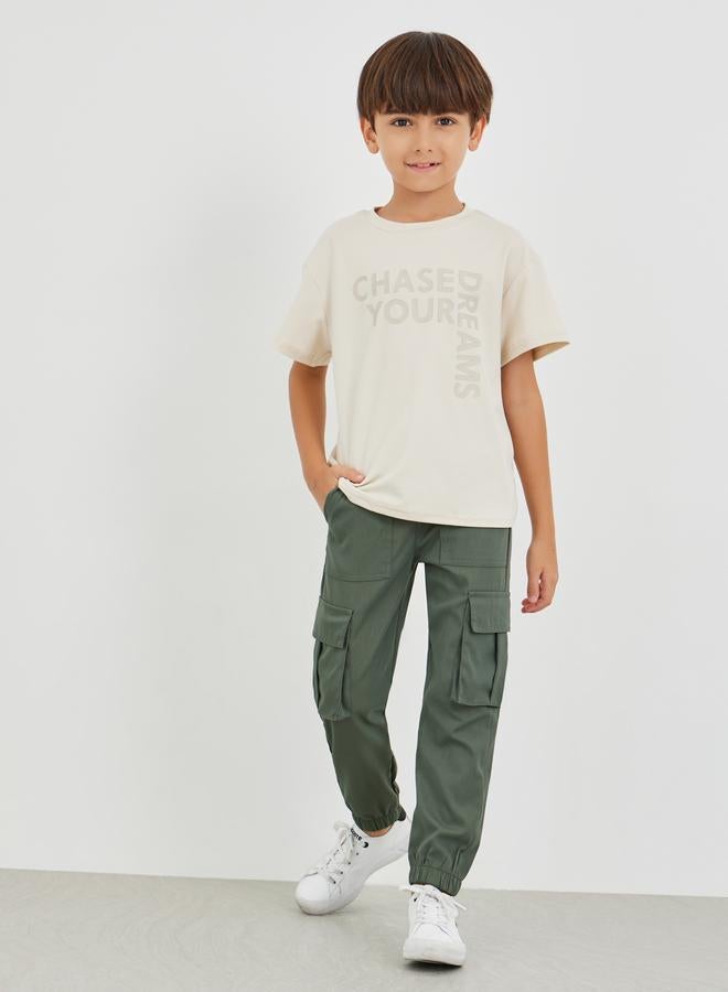 ستايلي بنطلون كارغو ستايلي سادة برباط - Image 2