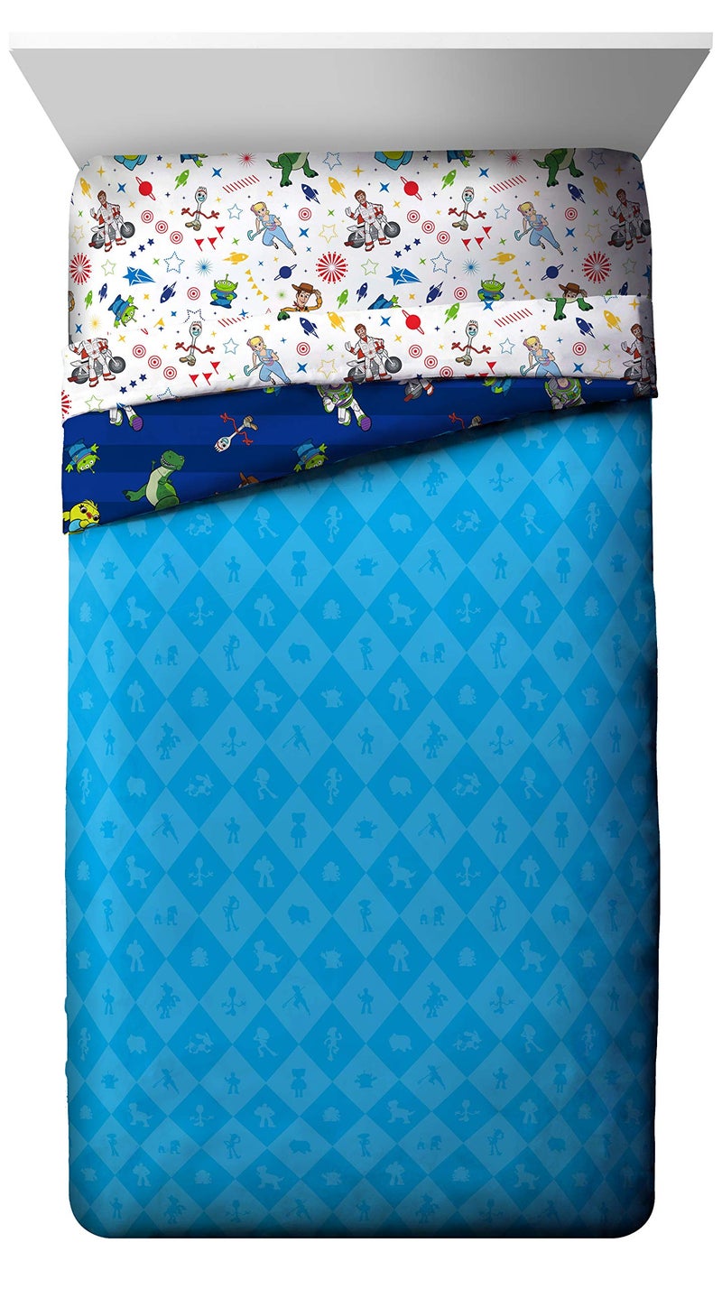 Jay Franco Disney Toy Story Buzz & Woody 5 Piece Full Bed Set - Includes Reversible Comforter & Sheet Set - Super Soft Fade Resistant Microfiber - (Official Disney Product) - Image 3