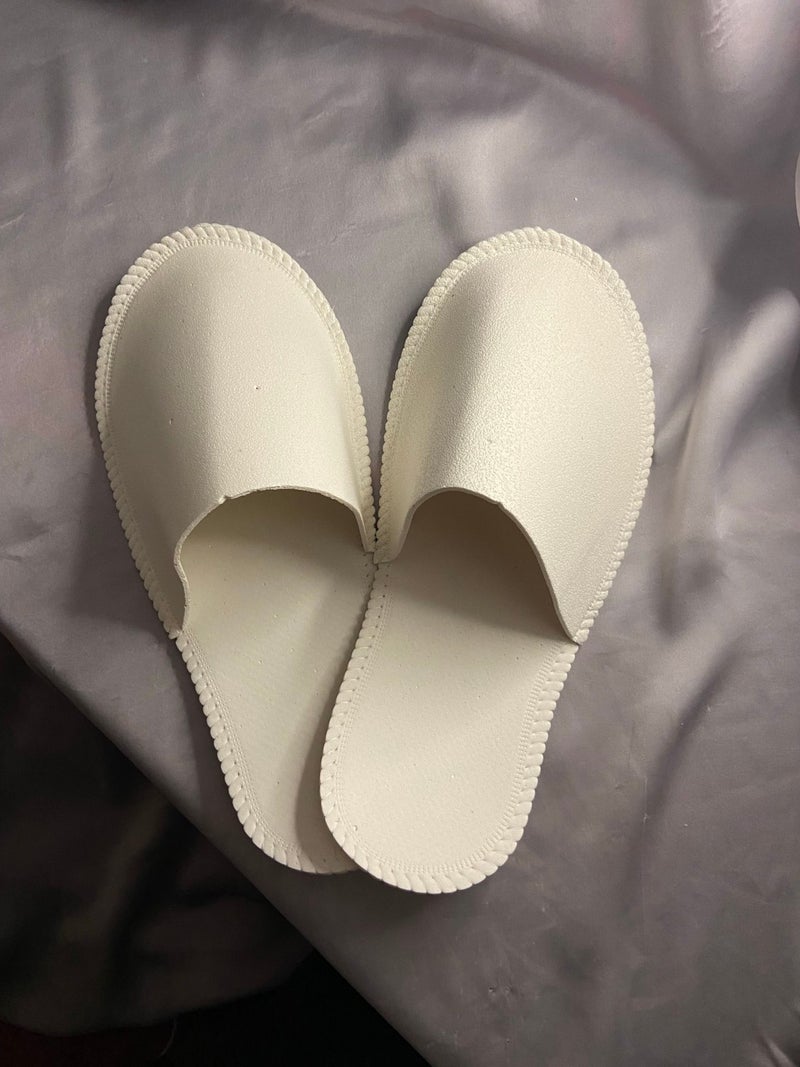 Koçkan 100 Pairs of Hotel Slippers  - Image 1