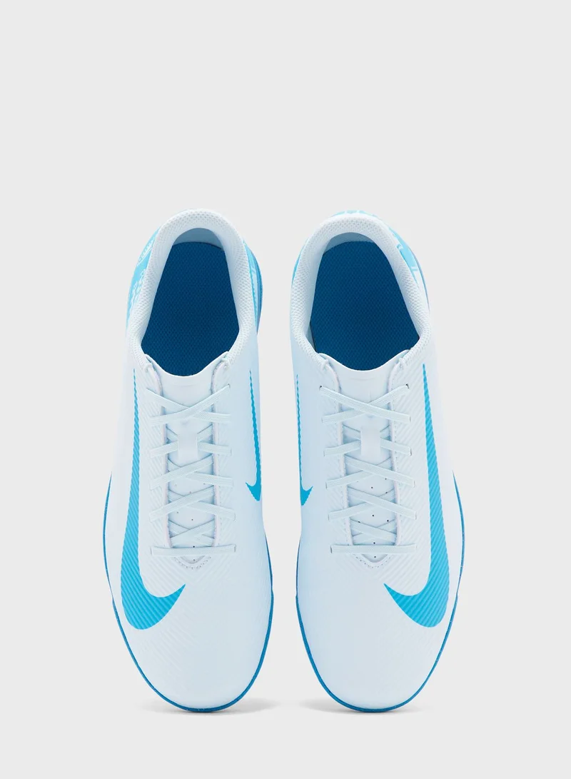 Nike Vapor 16 Club TF Football Boots