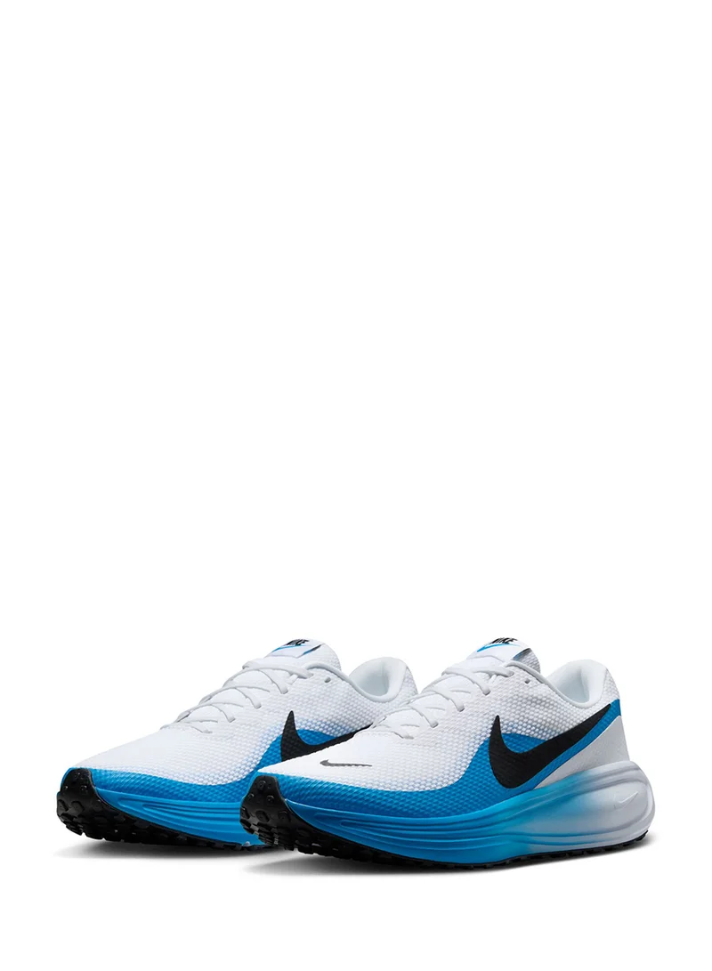 Nike Revolution 8