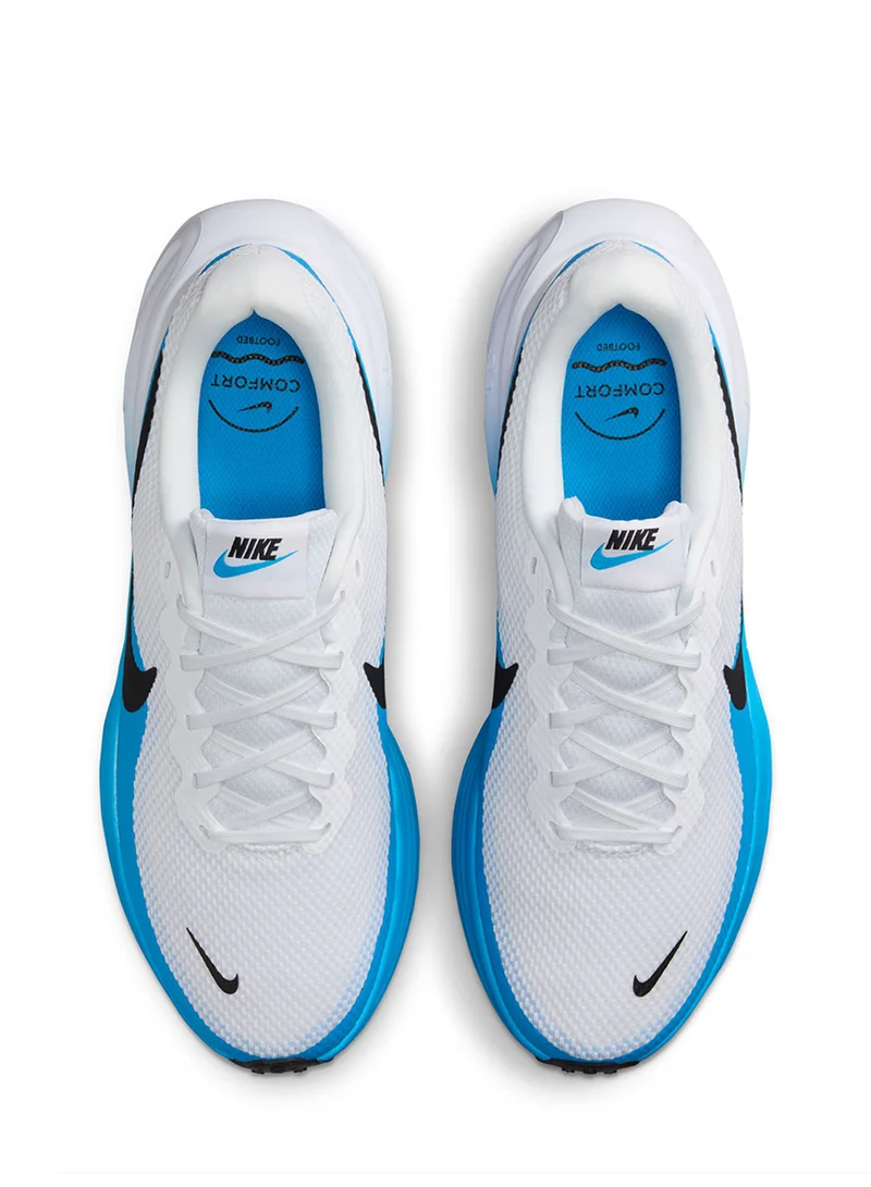 Nike Revolution 8
