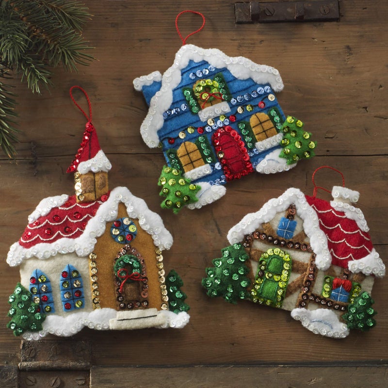 Bucilla 89218E Christmas Village Felt Applique Kit - Image 3