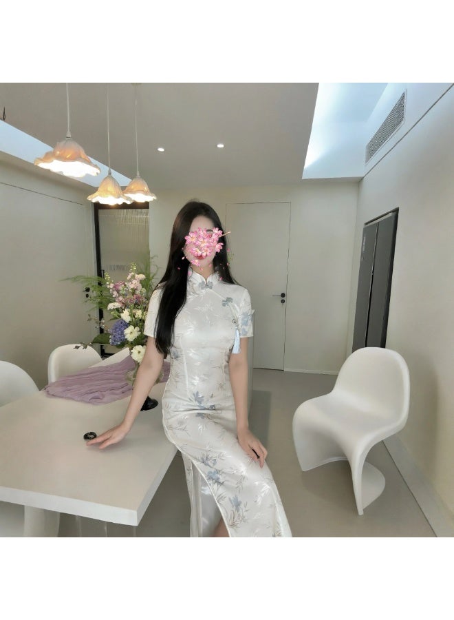 New Chinese Style Jacquard Cheongsam Long Dress, White Base Blue Bamboo Orchid Print, Stand Collar Short Sleeve Modified Qipao, Oriental Outfit for Engagement & Daily Wear - Image 2