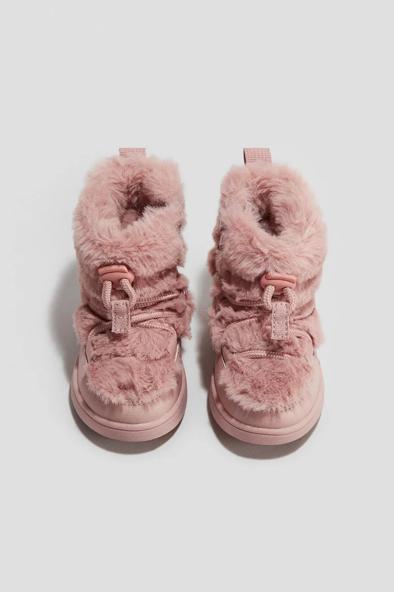 H&M Fluffy boots