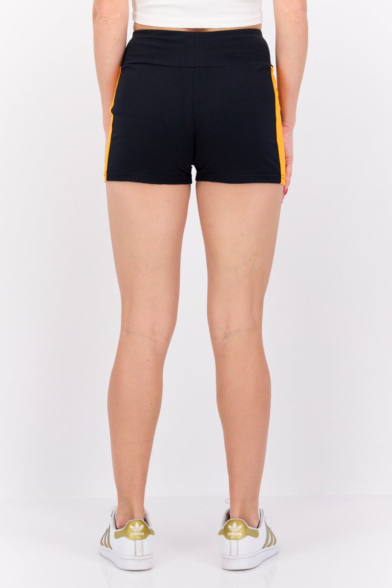 Ellesse شورتات أساسية بشعار العلامة التجارية للنساء، أسود - Image 4