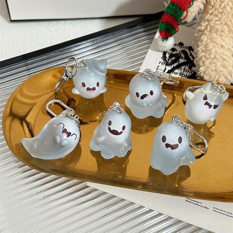 Glow In Dark Keychain: 6-Piece Light Blue High-Quality Resin 3D Ghost Design - Soft Glow Function Halloween Ghost Keychain for Handbag Purse Decoration And Halloween Gift - Image 3