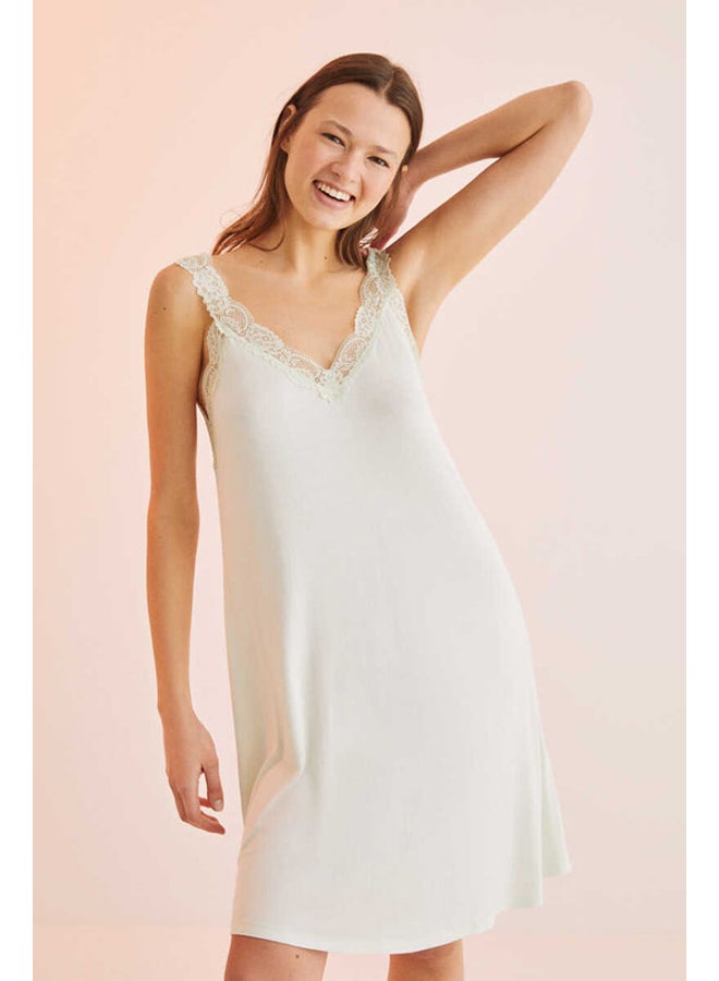 women'secret Lace strappy nightgown - Image 2