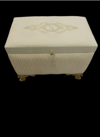 Carpet box for storing carpets and prayer sheets, available in different sizes - pzsku/Z2F401F47D5A5C10A65B2Z/45/_/1729171214/8b8f71c8-309b-424f-b9c0-3c57f35a9667