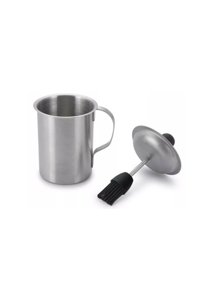 عام الفولاذ المقاوم للصدأ البستنغ وعاء مع فرشاة - 2 في 1 يمكن الزيت مع فرشاة السيليكون. مصدر الصلصة مع فرشاة للشواء. قدرة 36 أوقية للطبخ والشواء. تصميم دائم مع ميزات سهلة التنظيف. مثالي للمطبخات المنزلية والشواء في الهواء الطلق - Image 1