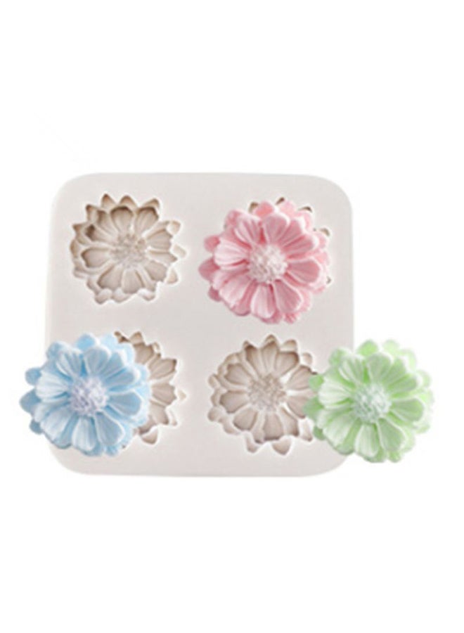 ISank Decorative Baking Mould White 8.2x8x0.3cm - Image 1