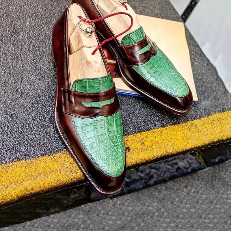 Cross-border British fashion retro pointed leather shoes men's business crocodile pattern leather shoes extra large size set feet casual men's shoes black 47 - Image 3