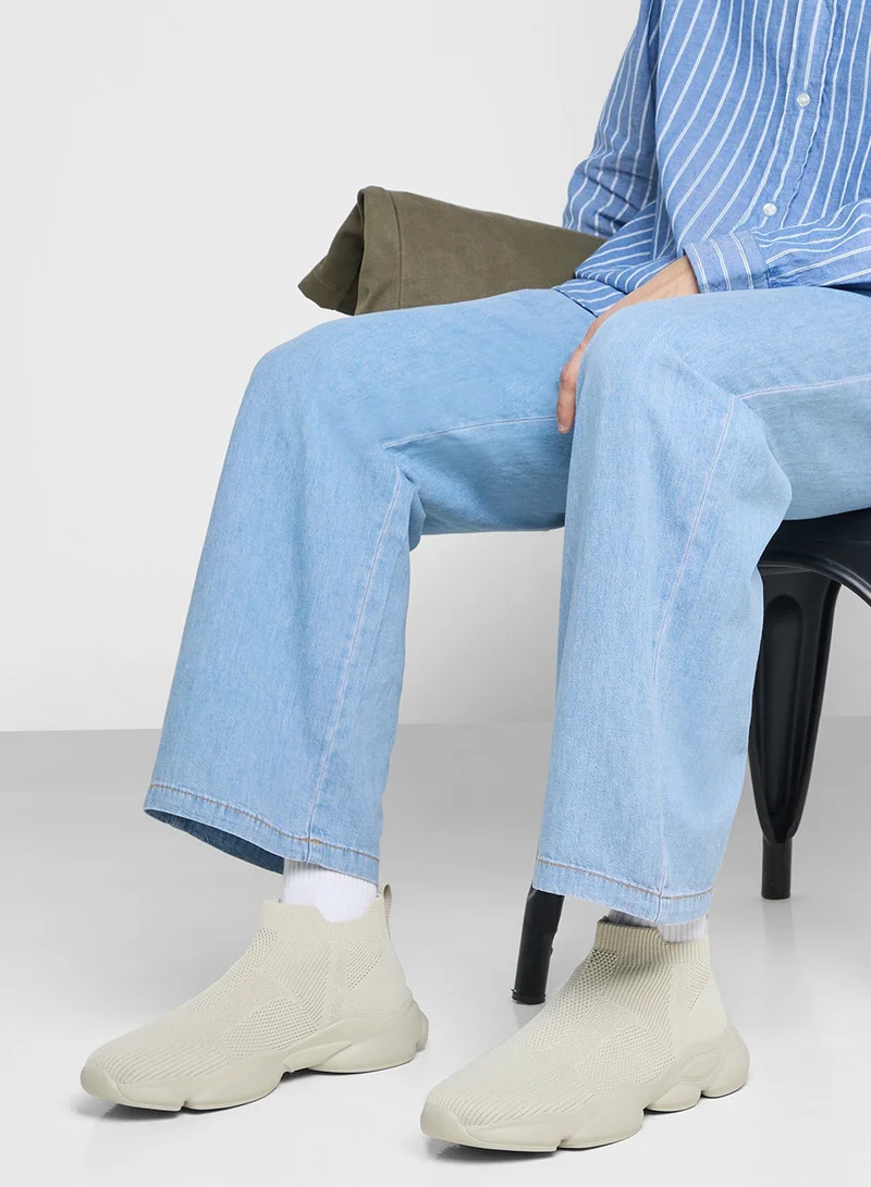 سفنتي فايف سنيكرز كاجوال محبوك سهل الارتداء