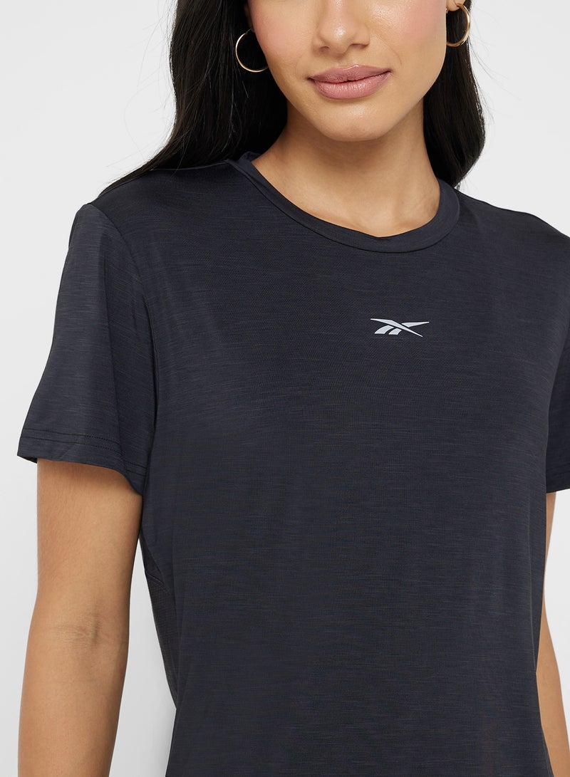 ريبوك تيشيرت أساسي للجري - Image 3