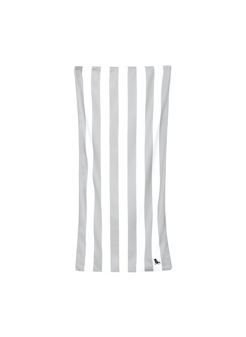 Dock & Bay Dock & Bay QuickCool Cooling Towel for Sports & Workouts, Cools to 15°C, with Dual Layered Cooling Technology, Stays cold up to 6 hours - 63 x 29 cm - GOA GREY  - Image 2