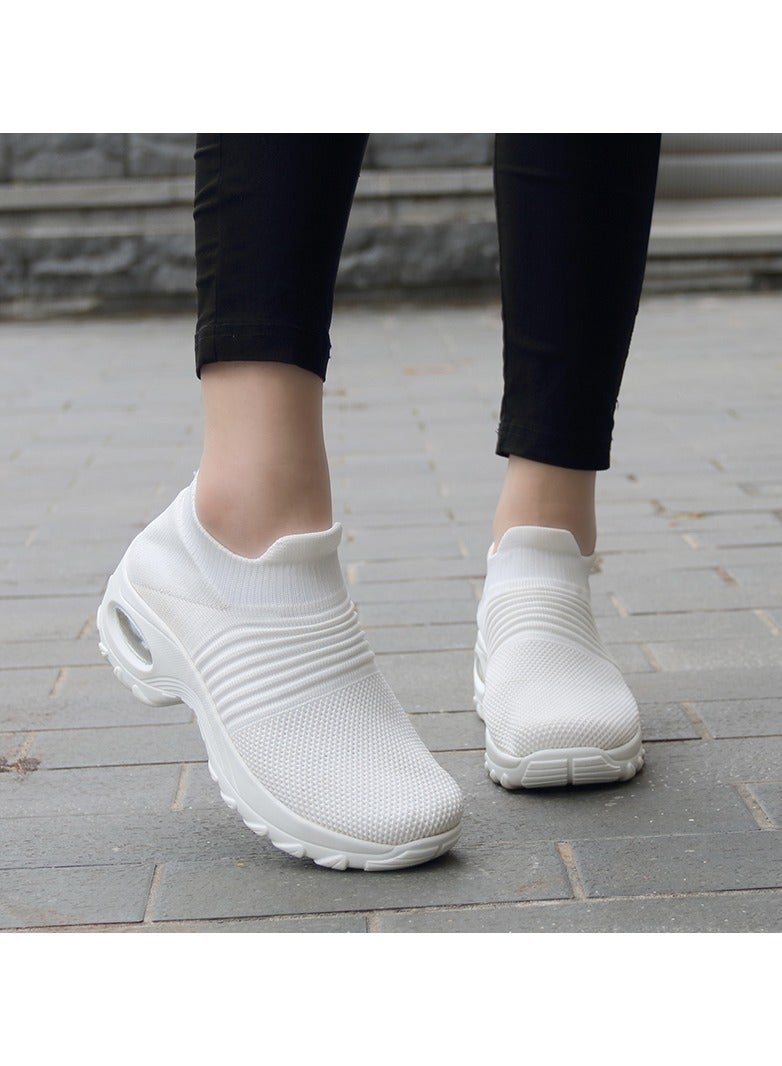 Loquat Air Cushion Fly Woven Light Weight Sports Shoes For Women  - Image 2