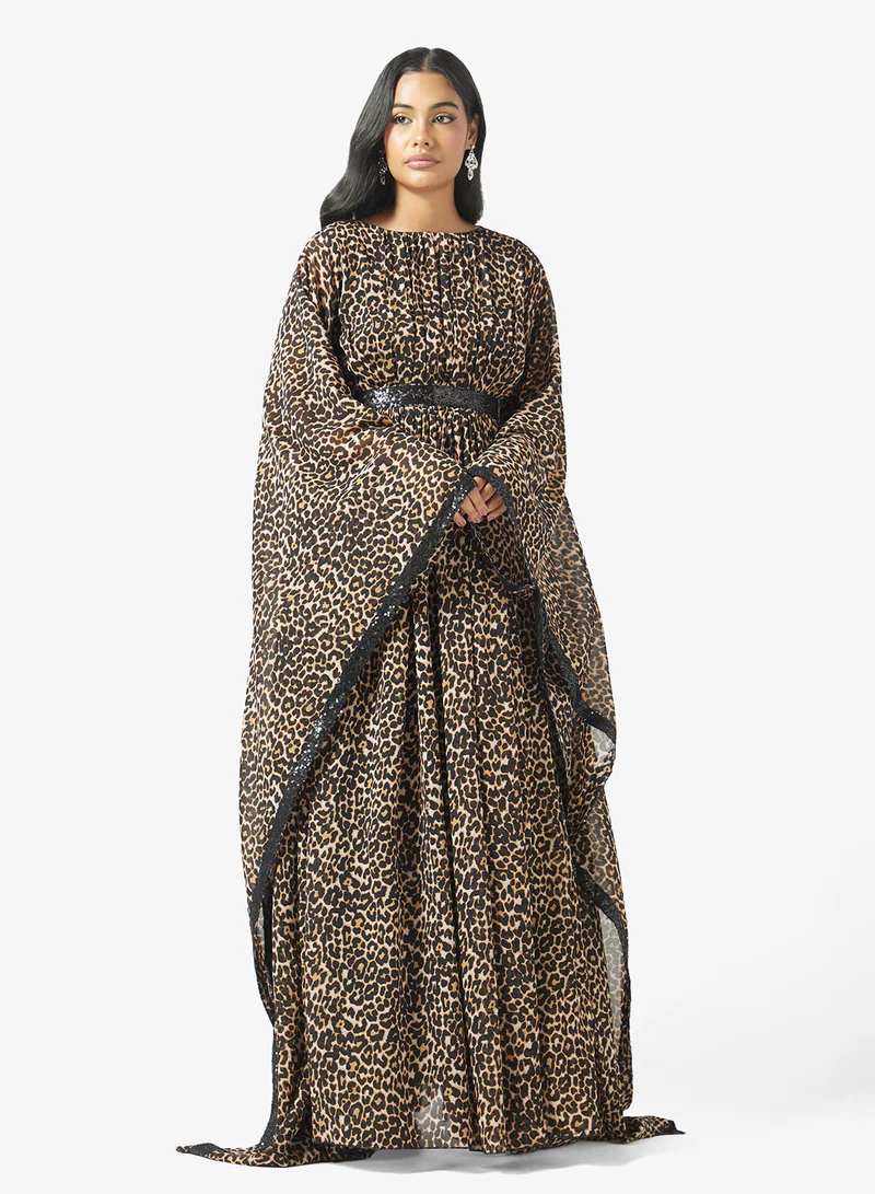 جولدن ابل Belted Maxi Dress