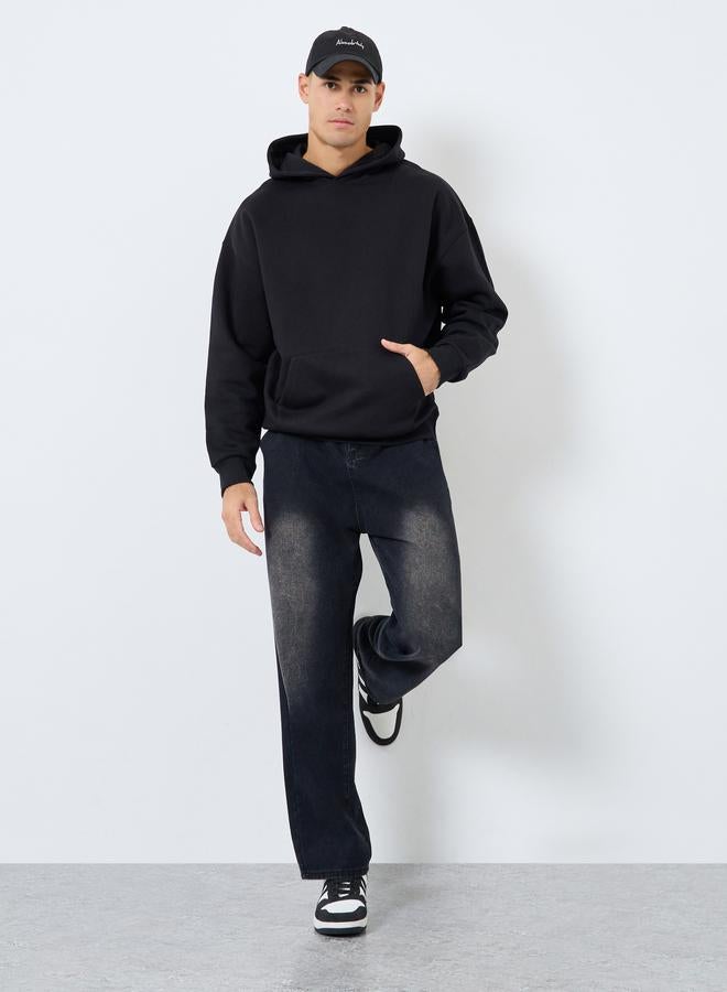 ستايلي هودي واسع بطبعة كتابة على الظهر - Image 2