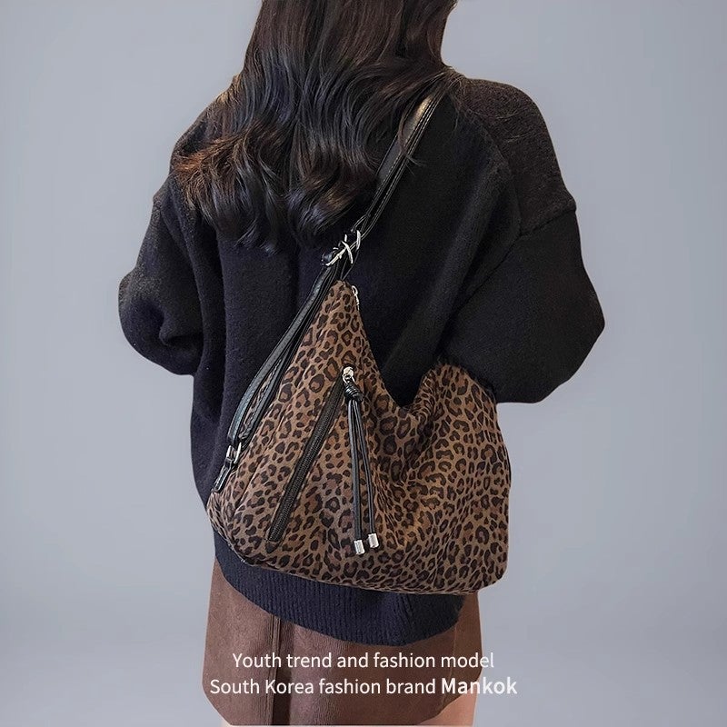 Women's Large Capacity Leopard Print PU Shoulder Bag - Image 1