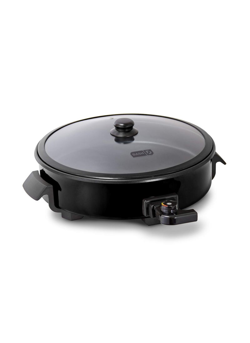 Dash Dash Family Size Electric Skillet with 14 inch Nonstick Surface  Recipe Book for Pizza Burgers Cookies Fajitas Breakfast  More 20 Cup Capacity 1400Watt  Black 
