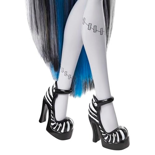 Monster High Doll, Frankie Stein in Black and White, Reel Drama Collector Doll, Doll-Size and Life-Size Posters, Horror Flick Theme, Toys and Gifts (HKN29) - Image 4