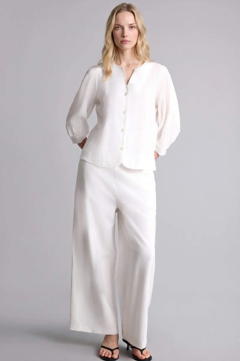 ديفاكتو Regular Fit Flap Collar Long Sleeve Shirt