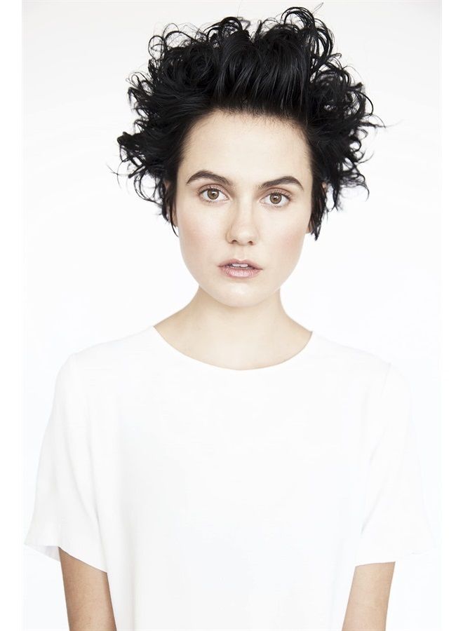 R+Co Aircraft Pomade Mousse | Mousse For Body, Shape + Second-Day Texture | Vegan + Cruelty-Free |5.6 Oz - Image 4