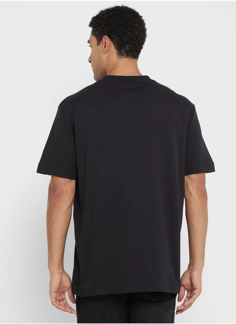 CALVIN KLEIN Logo Crew Neck T-Shirt