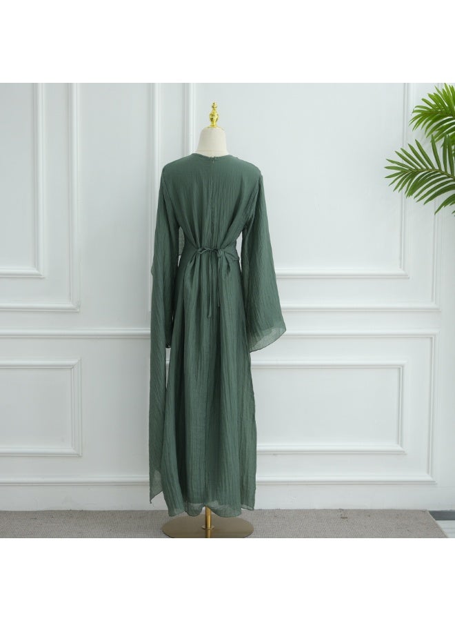 Women Solid Crinkle Layered Abaya Set Flared Sleeve Cape Maxi Dress With Brooch - Image 4