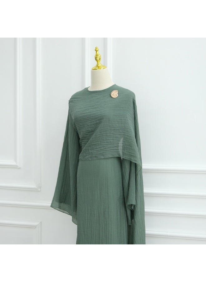 Women Solid Crinkle Layered Abaya Set Flared Sleeve Cape Maxi Dress With Brooch - Image 3