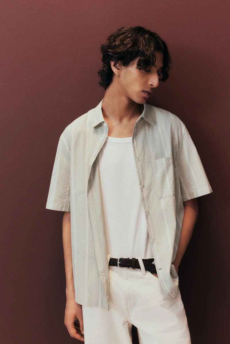 اتش اند ام Regular Fit Short-sleeved shirt