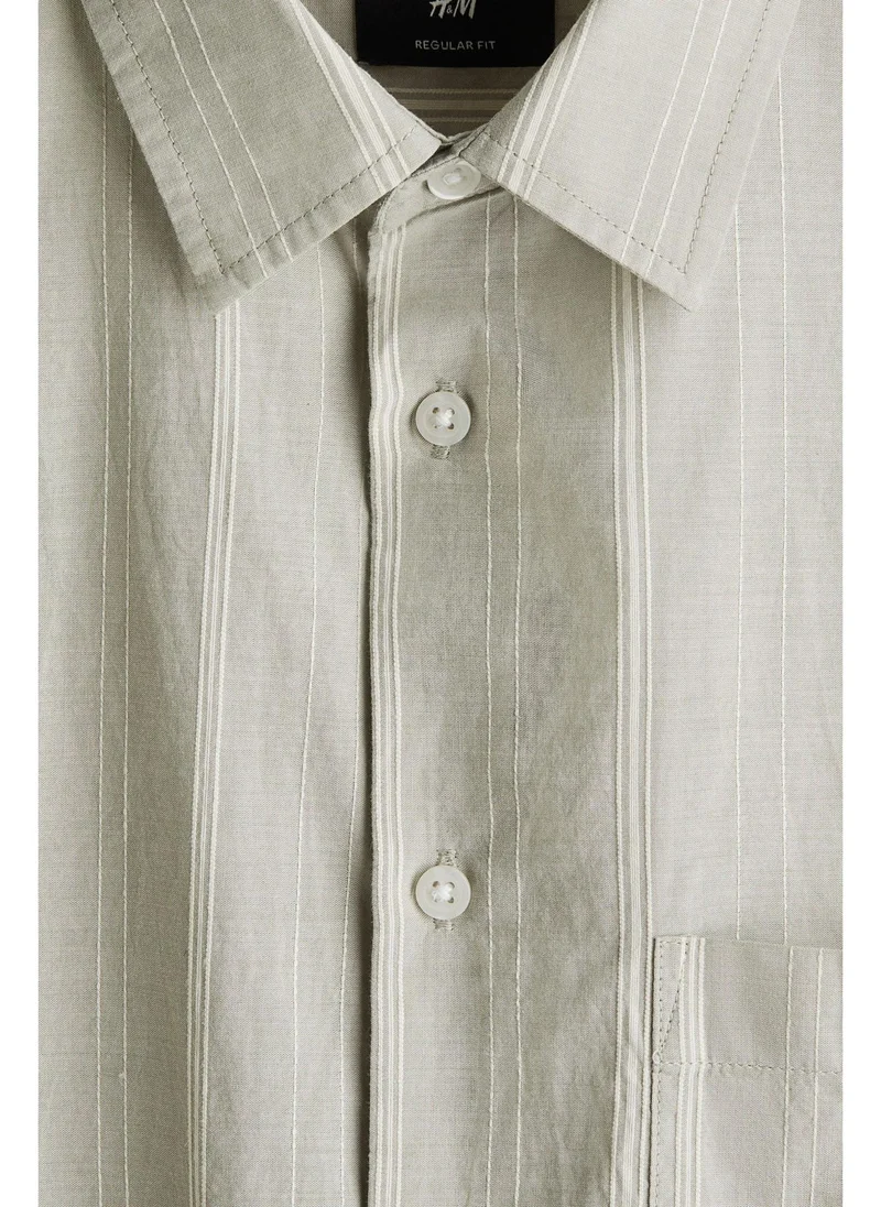H&M Regular Fit Short-sleeved shirt