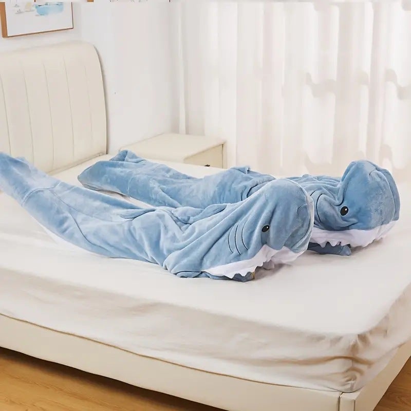Popular Shark Sleeping Bag Super Soft Flannel Shark Pajamas High-Looking Cute Style Sleeping Bag - Image 4