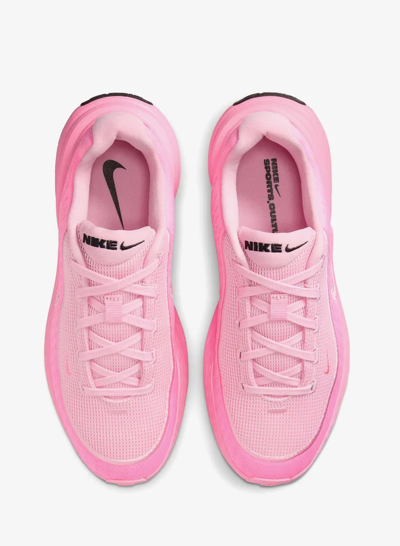 نايكي أبليفت إس سي