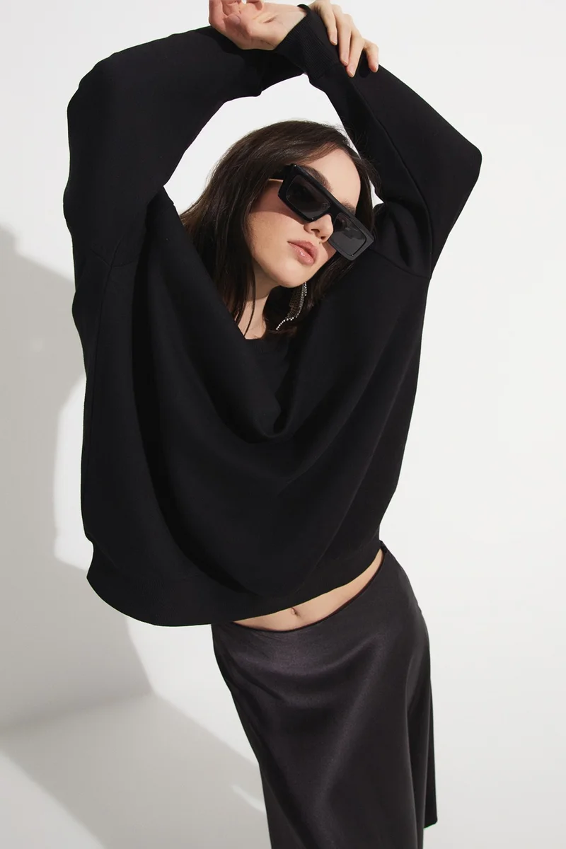 جون Women's Cotton Blend Oversize/Wide Pattern Crew Neck Basic Knitted Sweatshirt