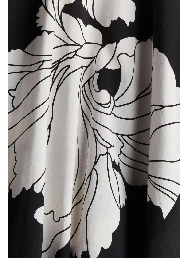 H&M Satin kaftan dress