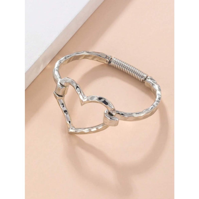1pc European And American Style Fashion Alloy Open Heart Shaped Bracelet For Women, Versatile Street Style Web Celebrity Hand Chain Valentines, Mom, Mother, Mother's Day,  Gift - Image 3