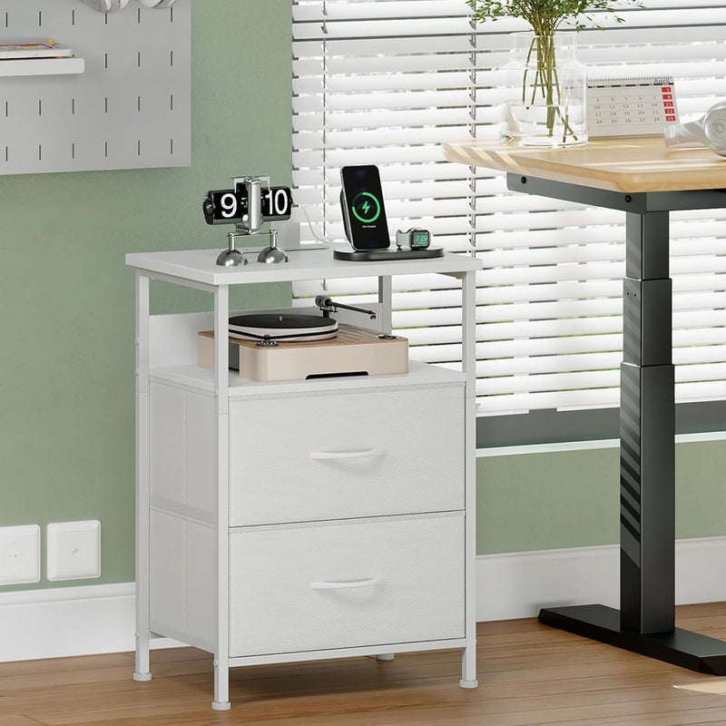 شاربدو حامل ليلي شاربدو لغرفة النوم مزود بمقبسين تيار متردد ومنفذي USB، ومقبس قياسي في المملكة المتحدة، وخزانة تخزين نهائية مع ضوء LED ودرج تخزين (أبيض) - Image 4