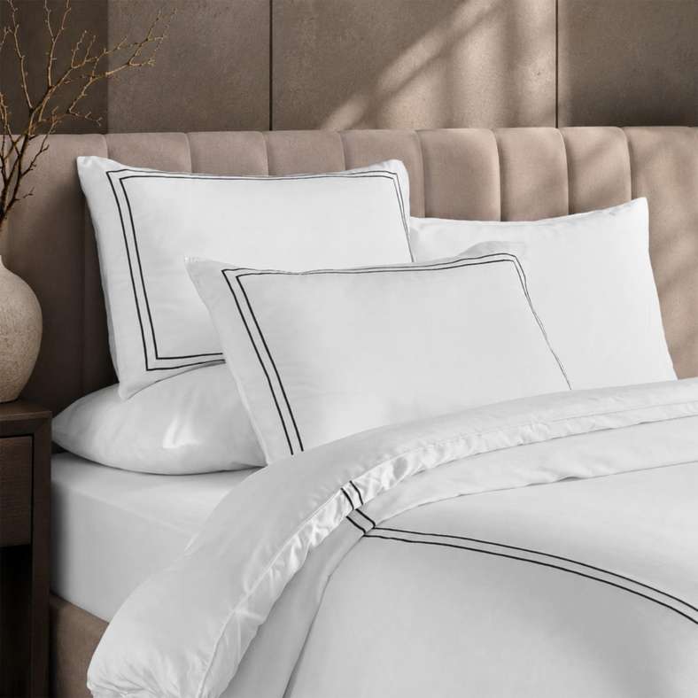 Pan Home HH Radiant 300TC Tencel Embroidered 3-Piece King Duvet Cover Set 230x220cm - White/Black - 121KEM9900843 - Image 1