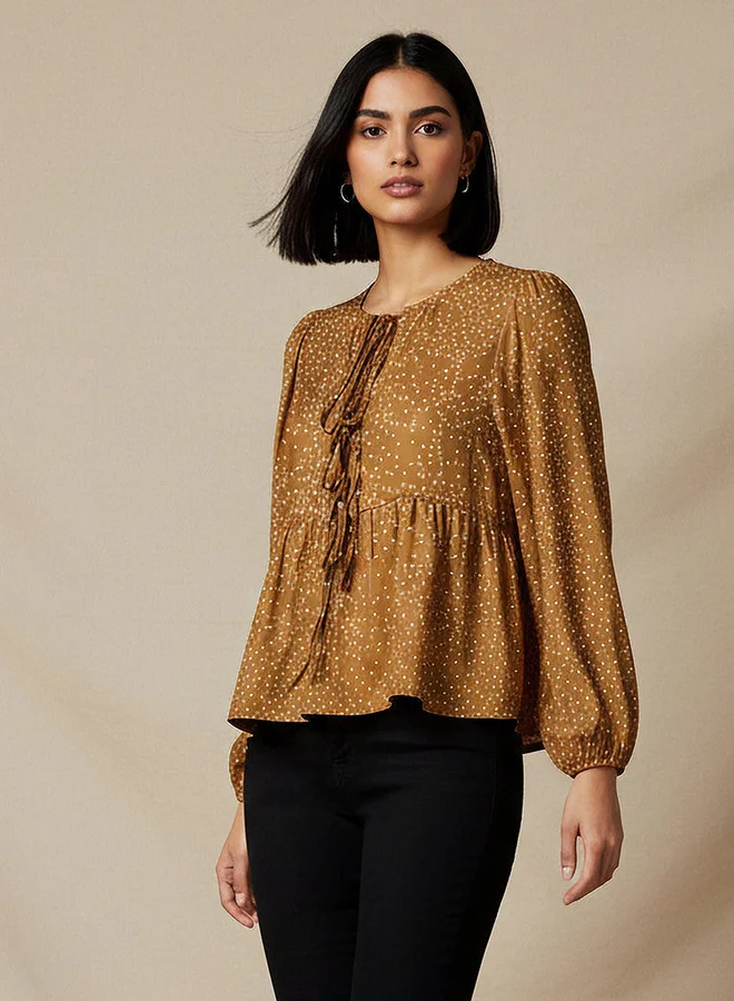 سبلاش فيڤ بلوزة بقصة عادية بطبعة منقطة