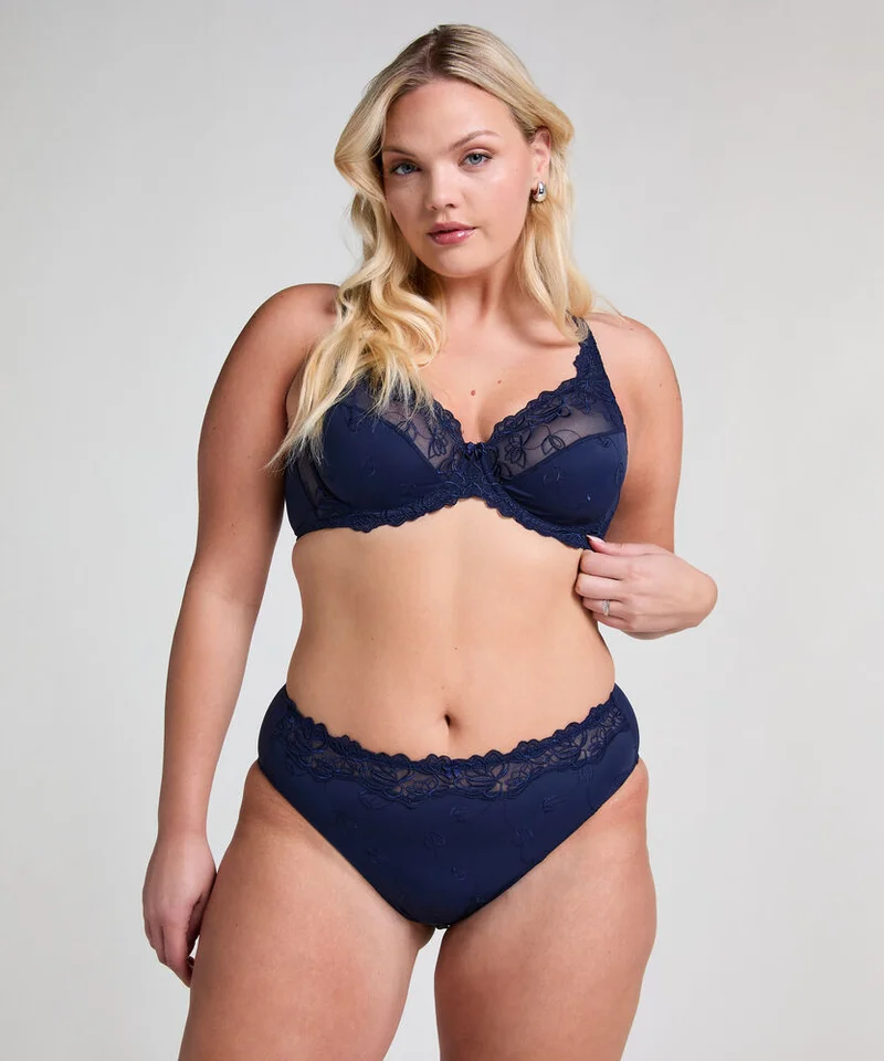 hunkemoller Lace Plunge Neck Bra
