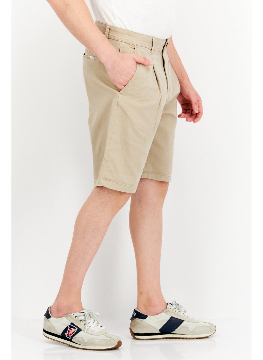 Men Solid Chino Shorts, Beige - pzsku/Z2F60827A8A90CAE8DD9FZ/45/_/1726067185/64b393dc-721b-40c3-a5e1-e563579b2a0e