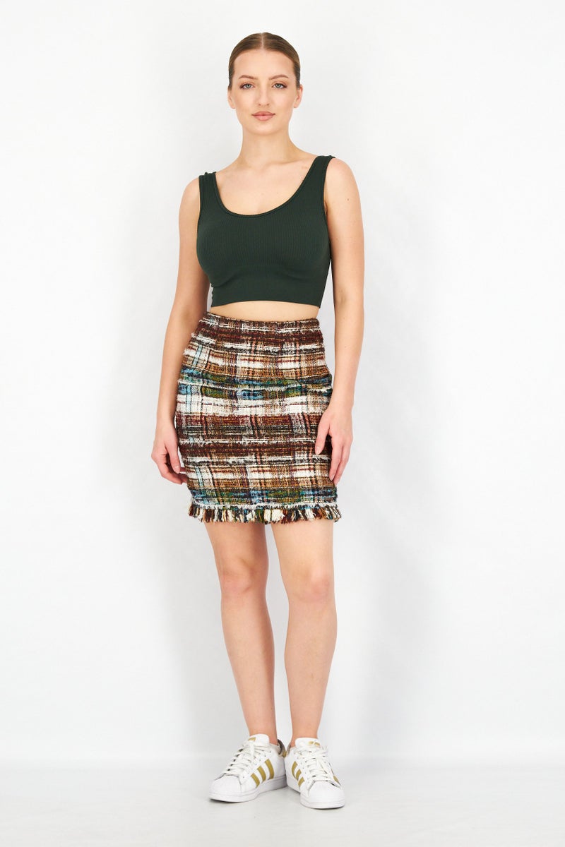 VERO MODA تنورة ميني منقوشة للنساء، مزيج بني - Image 2