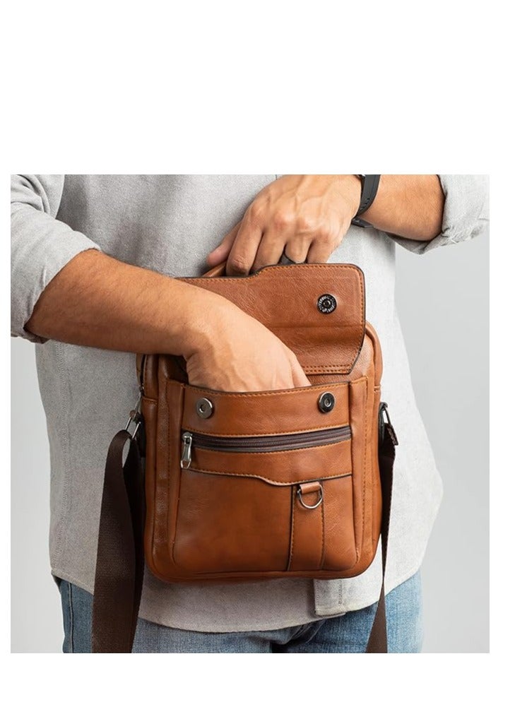 Jeep Buluo Havana leather crossbody bag - Image 4