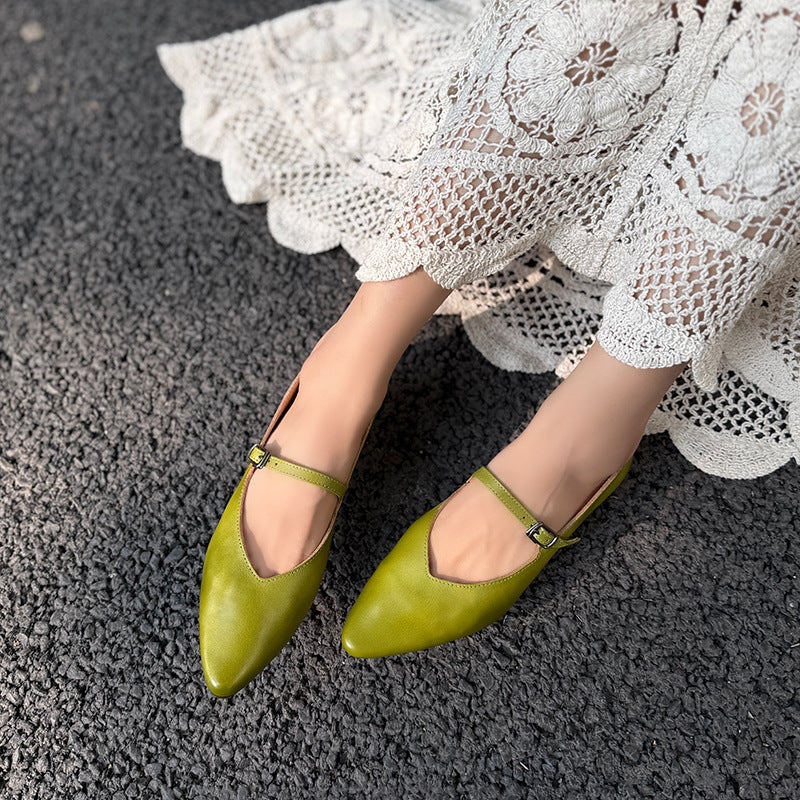 Women's Casual Loafer Shoes with Pointed Toe and Flat Heel in Leather - Image 4