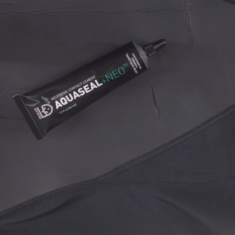 GEAR AID Aquaseal NEO Contact Cement for Neoprene and Wetsuit Repair, 1.5 fl oz, Black (14110) - Image 4