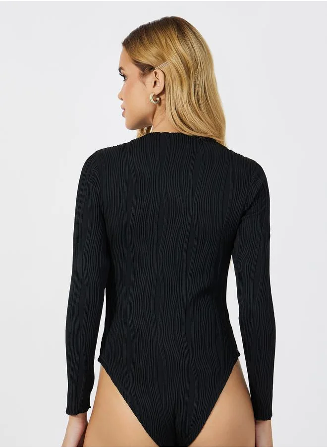 Styli Textured Round Neck Long Sleeved Bodysuit