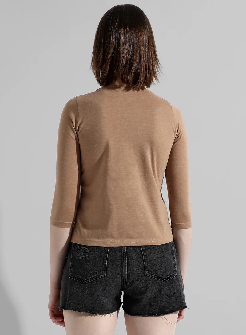 كامبوس سوترا Women's Solid Beige Regular Fit Top