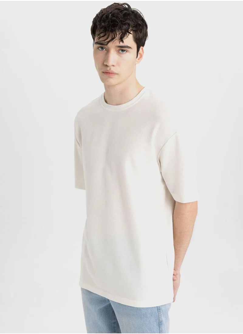 ديفاكتو Comfort Fit Crew Neck T-Shirt
