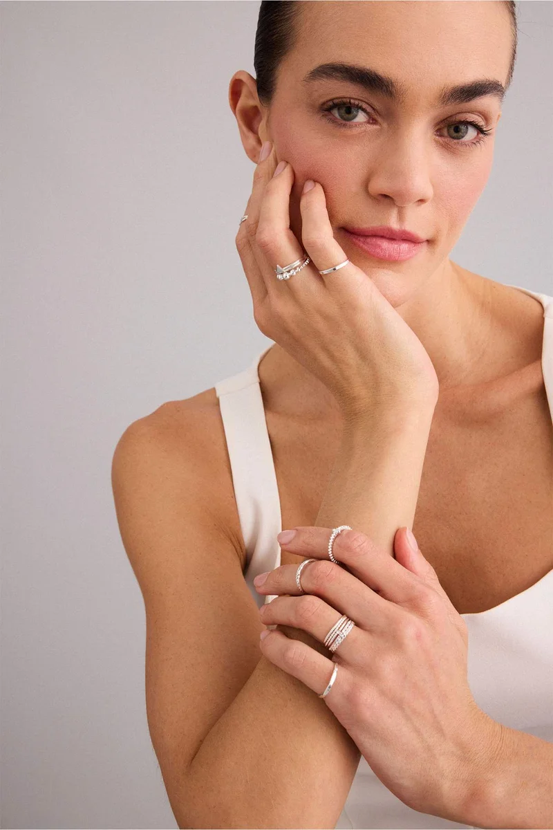 Woman 15 Piece Rings